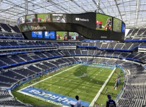 迈阿密,人战多伦多,惊险,万博manbetx体育平台,万博体育官网,万博体育app下载,ManBetX,SPORTS